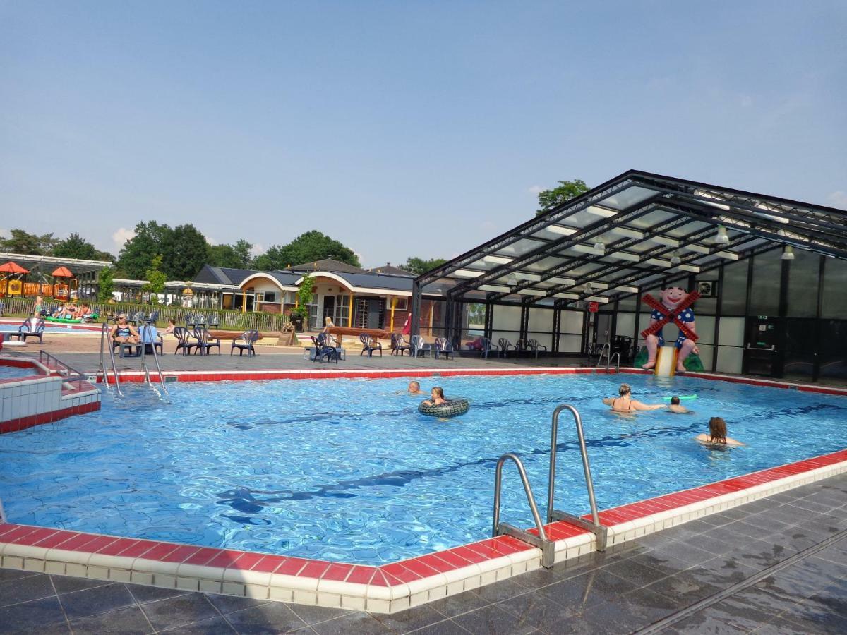 Lodge 4 personen camping de Molenhof Reutum Esterno foto