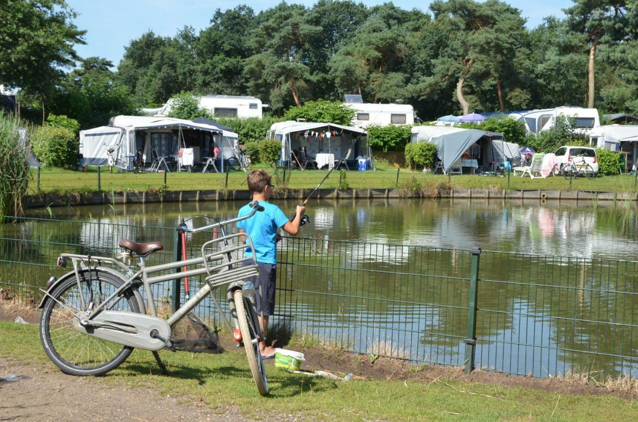 Lodge 4 personen camping de Molenhof Reutum Esterno foto